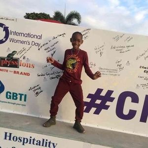 Meet your Posher, Mashane